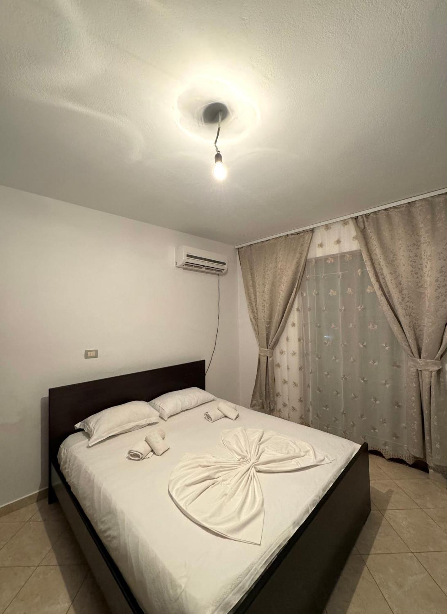 Melita Apartments Ksamil Luaran gambar