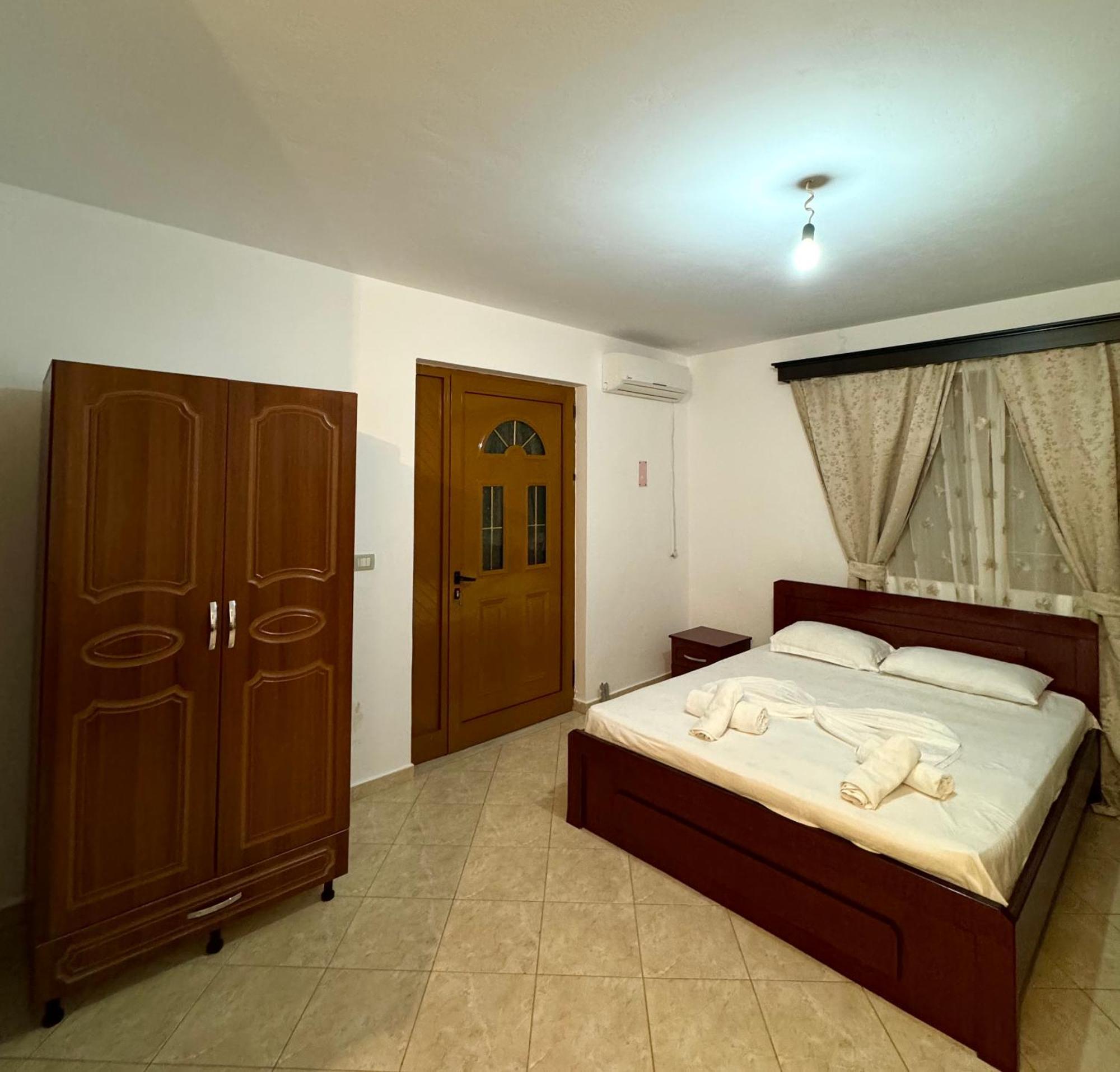 Melita Apartments Ksamil Luaran gambar